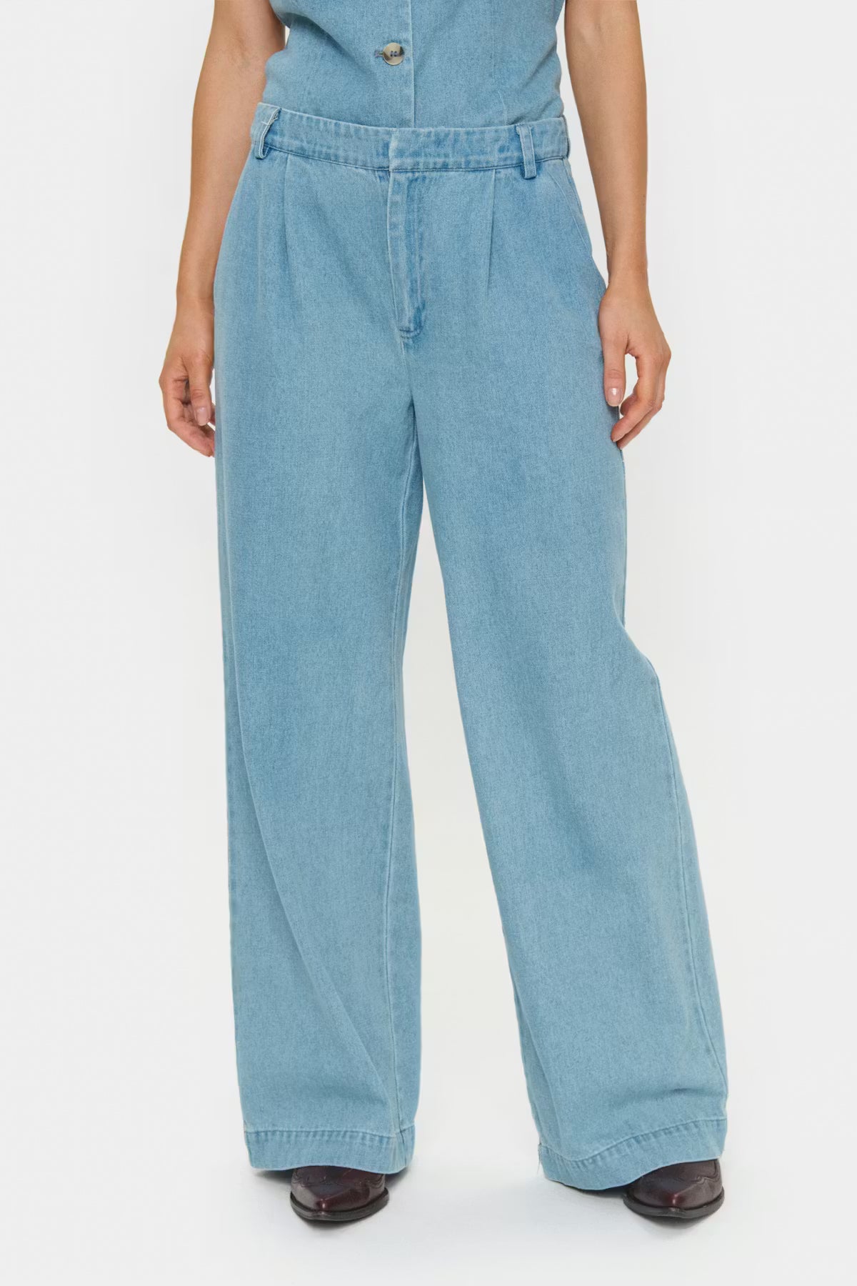 Jaclyn SZ Pants Light Blue