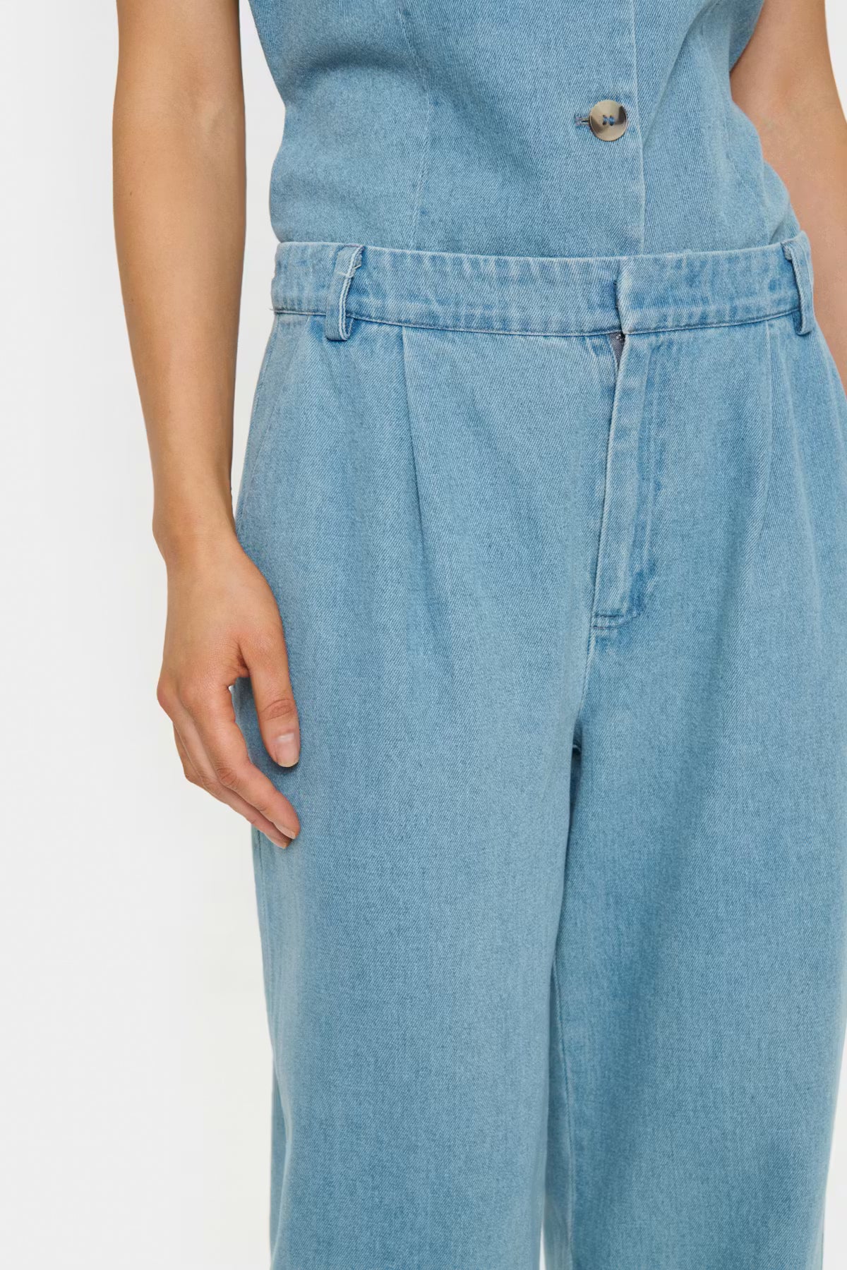 Jaclyn SZ Pants Light Blue