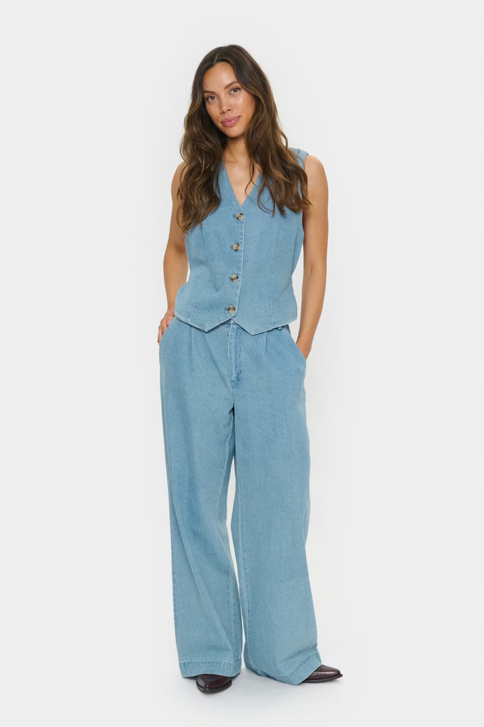 Jaclyn SZ Pants Light Blue