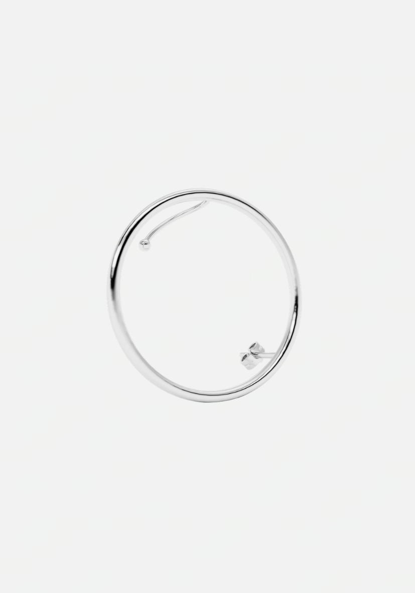 Kay earstud silver