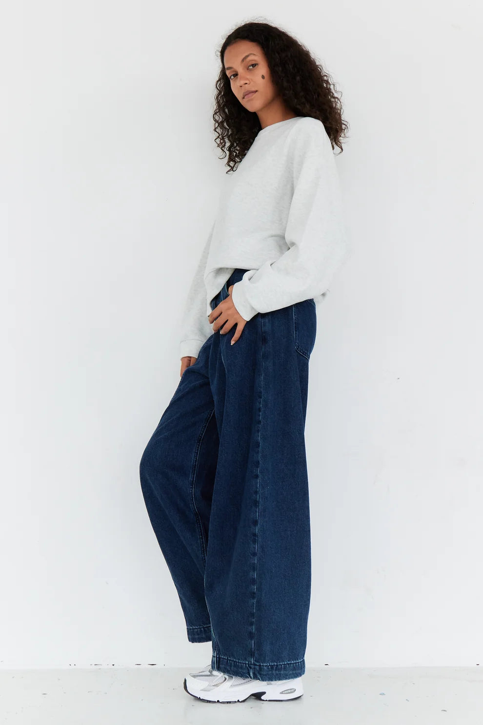 Nora melange grey sweater