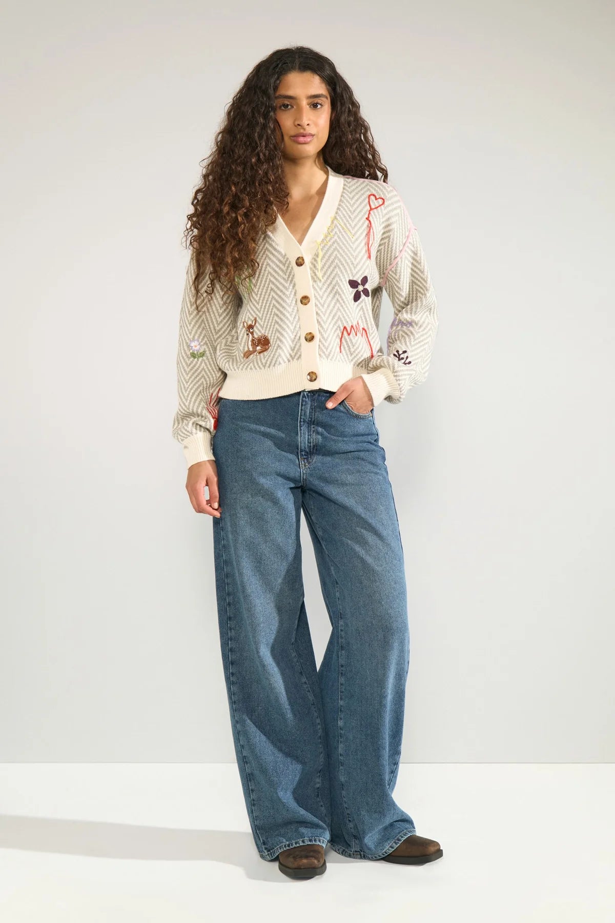 Nuravissi cardigan light grey