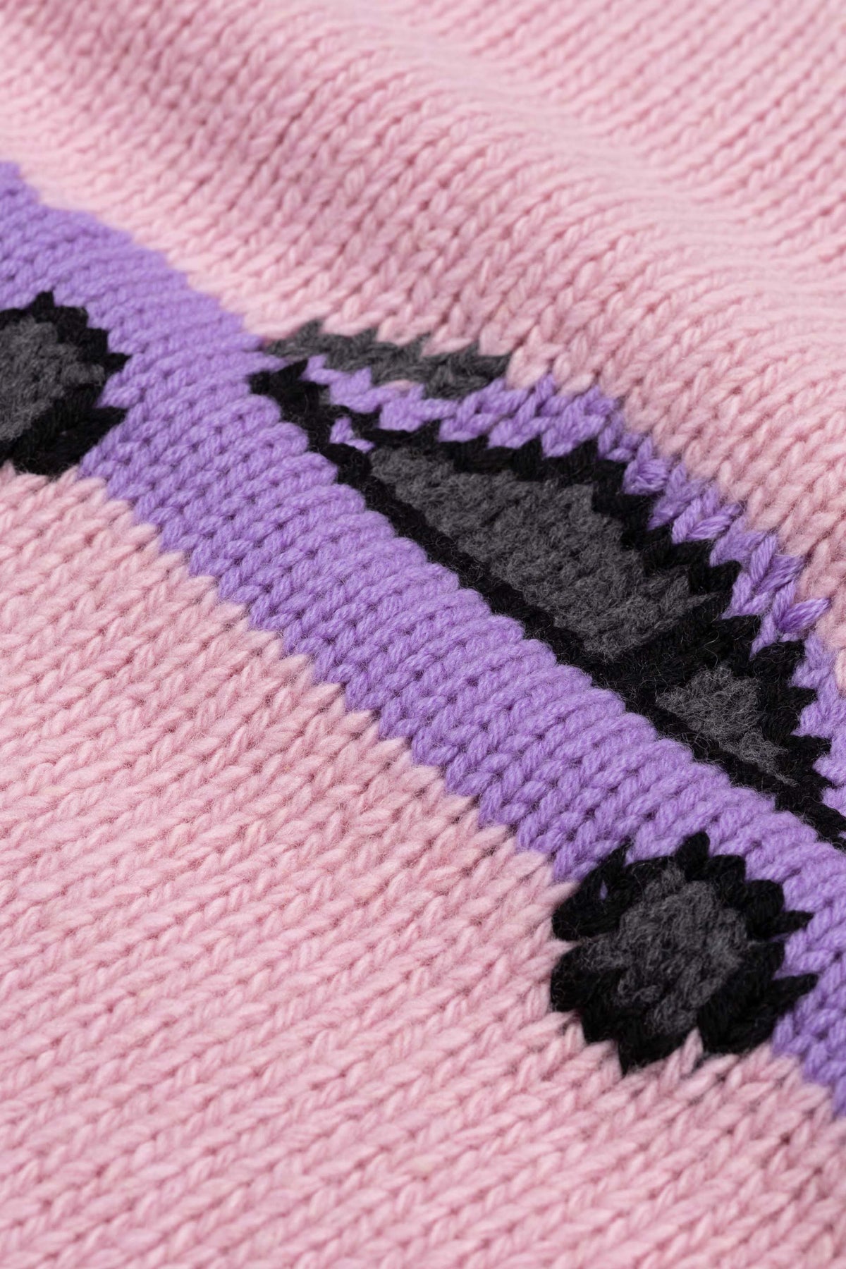 Thelma pullover pink car