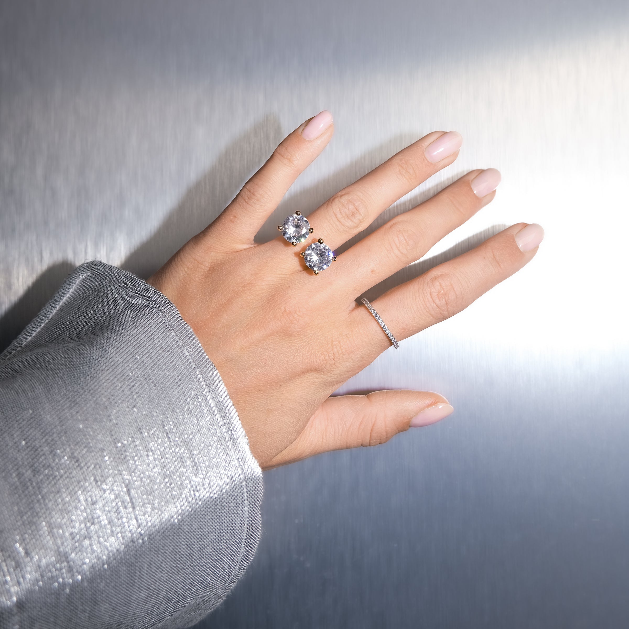 Double diamond ring gold