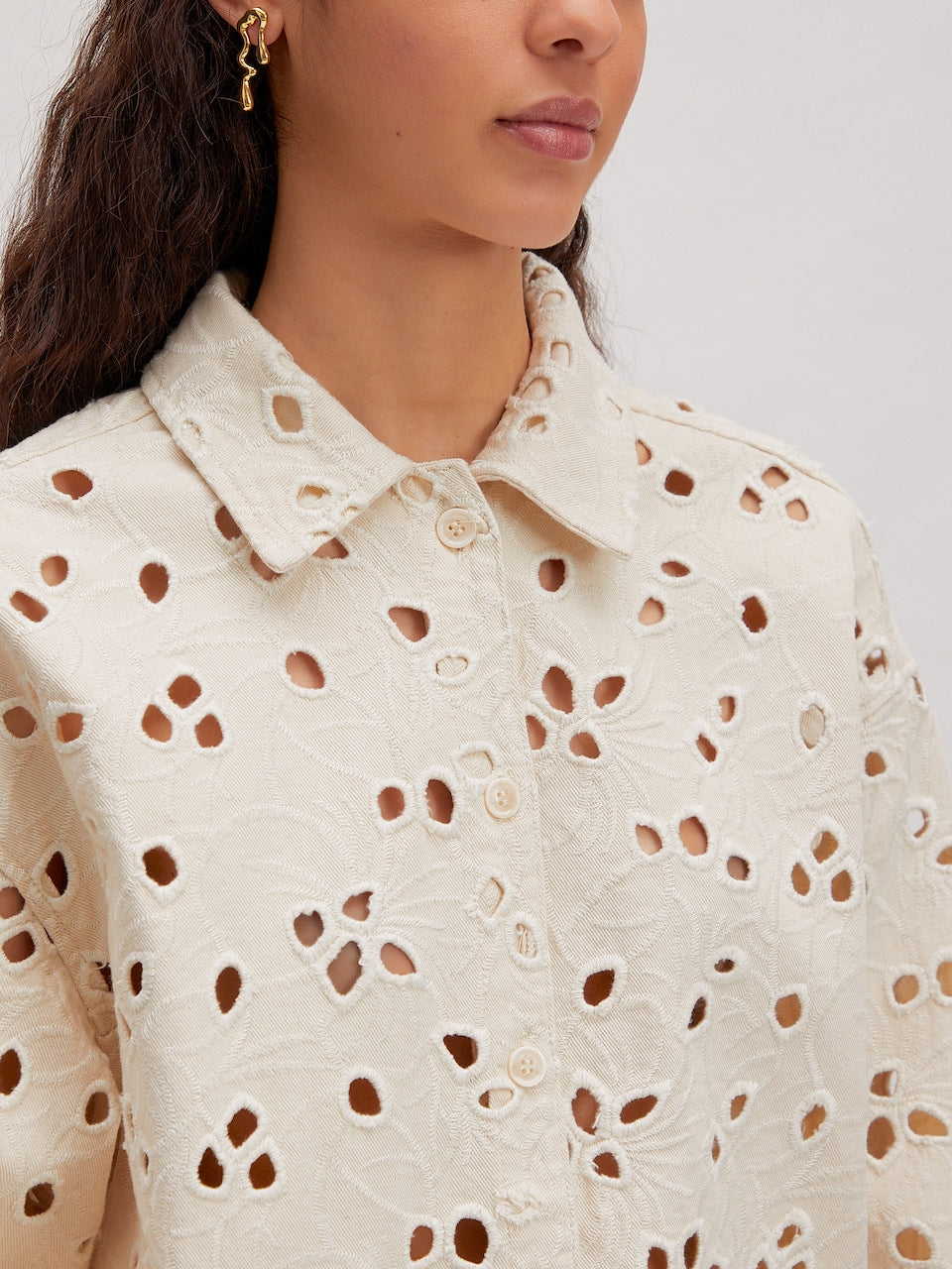 Anisha shirt beige