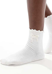 Pearly Bow Socks White