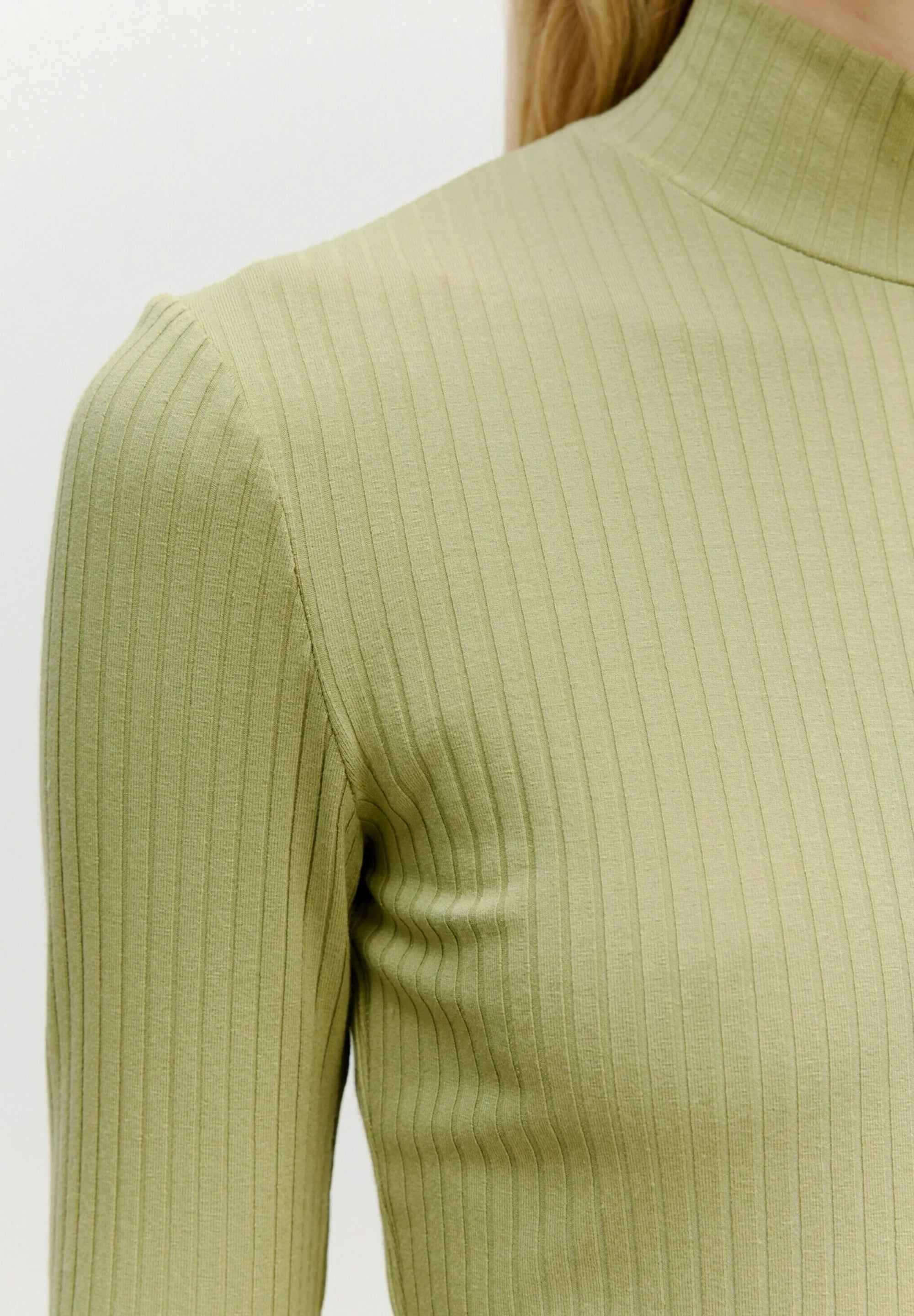 Manon LS Green