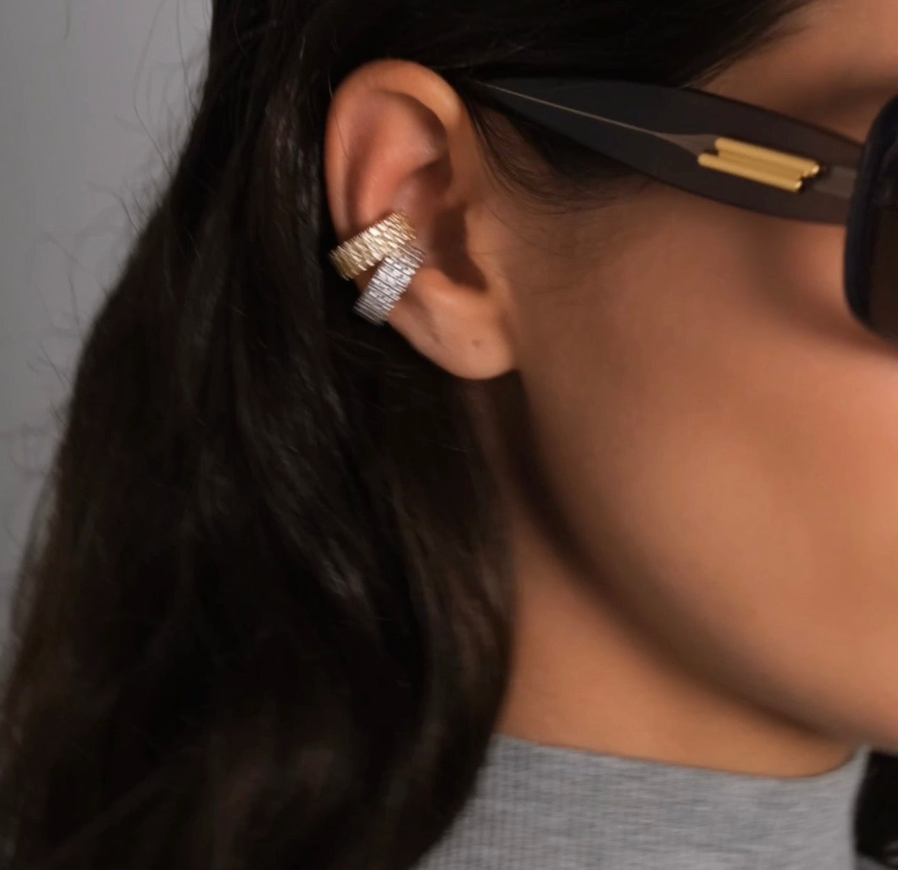 Flat Diamond Earcuff Gold