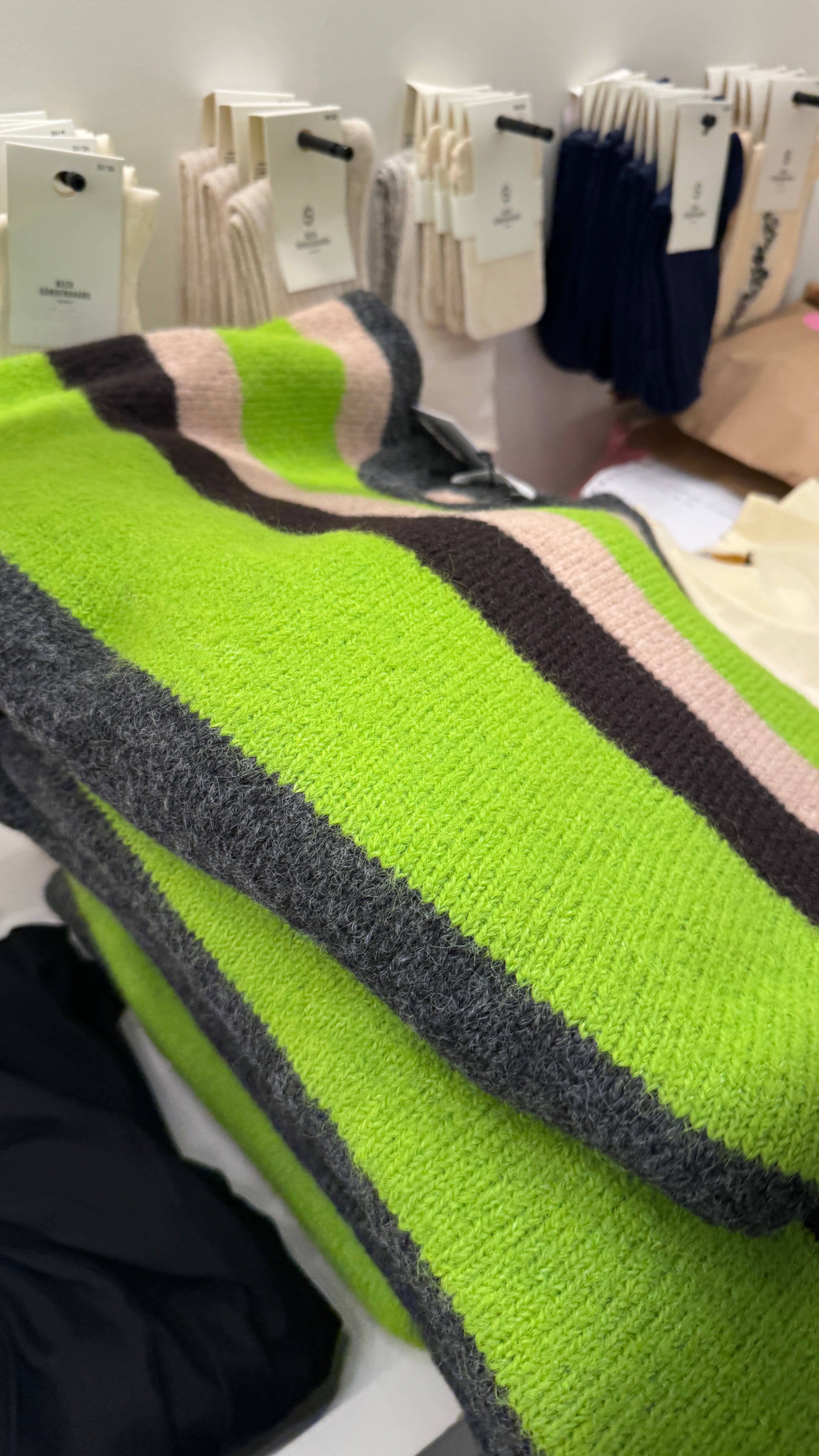 Wedeke knit stripe multi