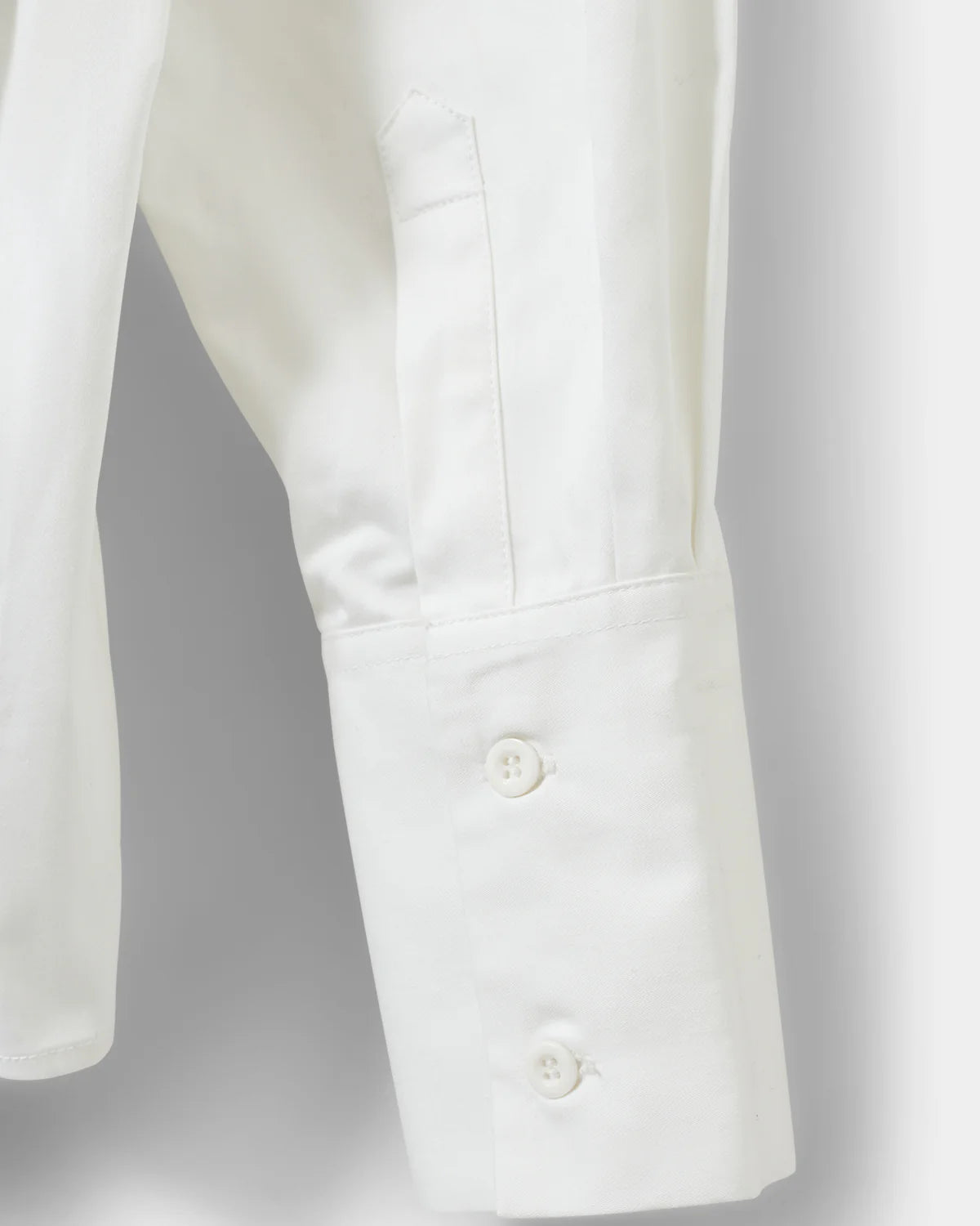 Mikrasw fitted shirt with pleats