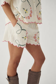 N-layne mw shorts