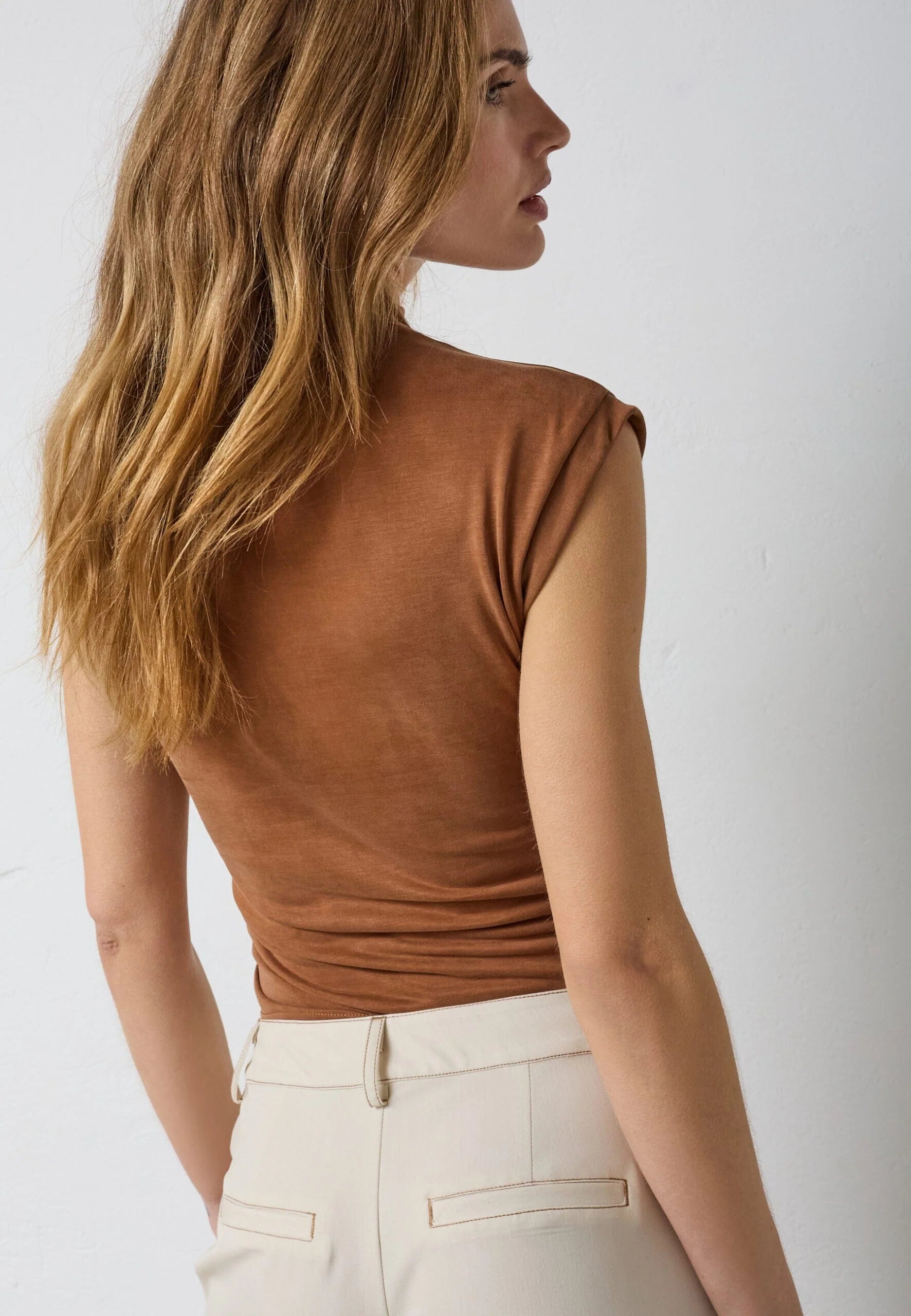 Camilla cc tee suntan