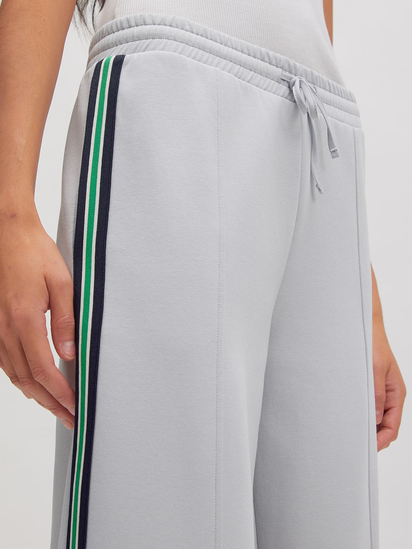 Tally pants micro chip